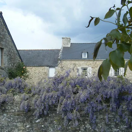 ベッド・アンド・ブレックファスト Les Du Manoir De Kerhel Locoal-Mendon